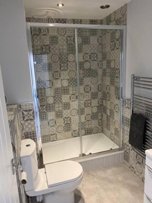 Luxury Mumbles View Studio Apartment 斯旺西 外观 照片